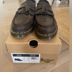 Brand new doc martens loafers in brown!